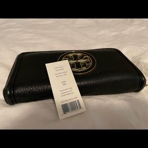 Tory Burch Wallet